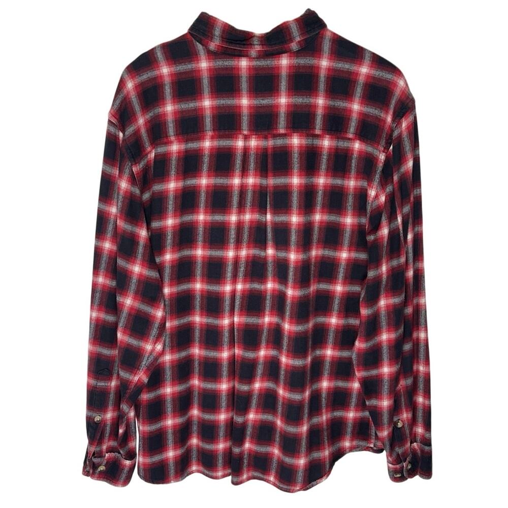 WOOLRICH Men’s Red and Navy Plaid Long Sleeve Button front Flannel - Picture 3 of 3